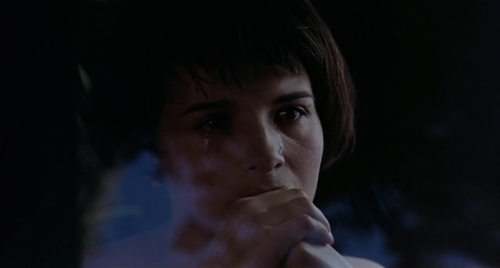 moviesframes:Trois couleurs: Bleu (1993)Directed by Krzysztof...