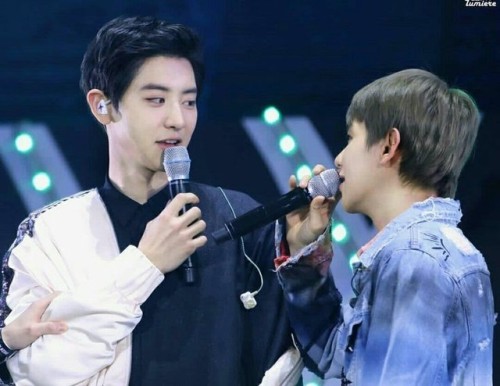 godftjk - I’m so in love with chanbaek❤❤This is real!! I believe...