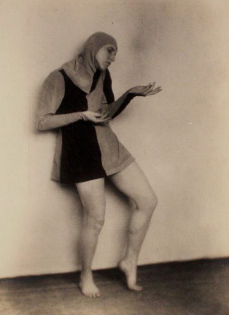 rivesveronique:
“ Germaine Krull
Jo Mihaly, Paris 1928
”