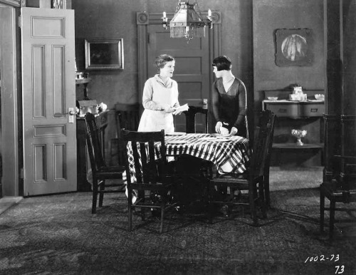 whataboutbobbed - Claire McDowell and Louise Brooks set the table...