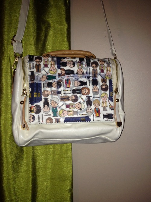 geekboutique1:Custom made Doctor who bag! These are available...