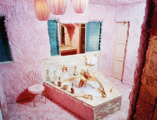 hollywoodlady - Jayne Mansfield’s Pink PalaceIn November...