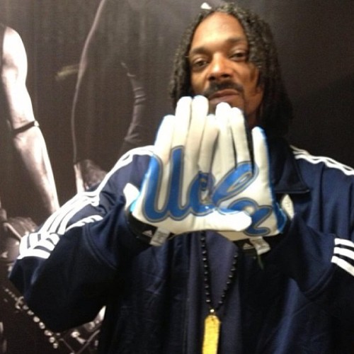 @snoopdogg knows wassup. #UCLAfootball #GoBruins