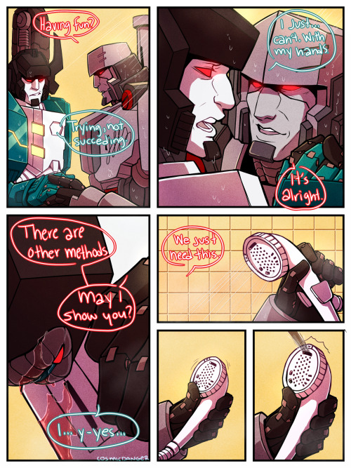 cosmicdanger:Σ(ノ°▽°)ノ i am in max/megatron hell 