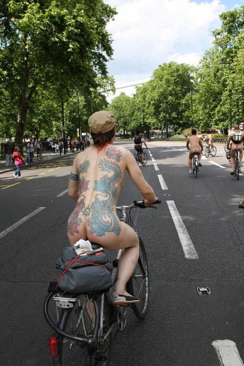 cmebare - The Girl With The Dragon Tattoo At The London Naked Bike...