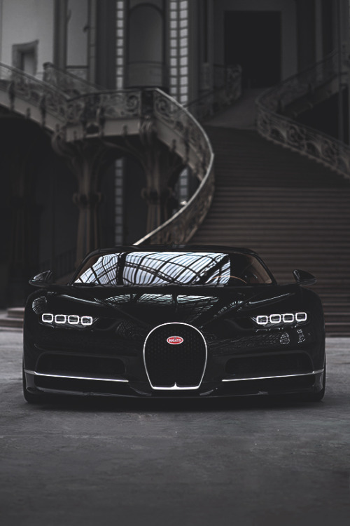 azearr:Bugatti Chiron | Source | Azearr