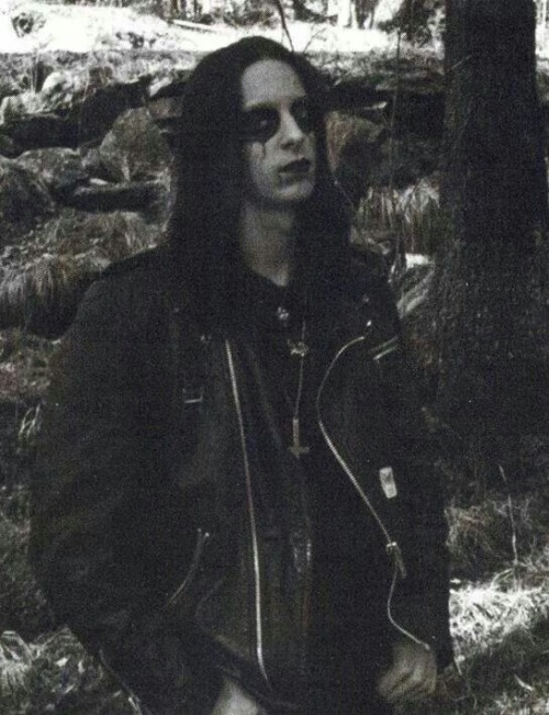 ohlinmetaal - Fenriz I’m corpse paint is something I need to see...