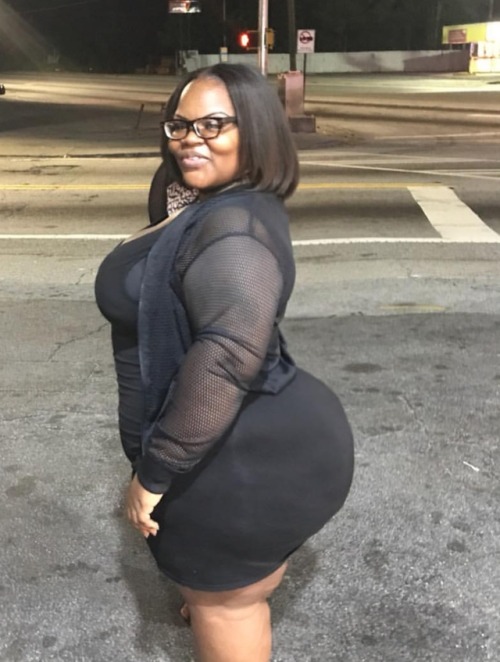 bigc3000:@not-my-equal Baddest BBW in the game if you ask me