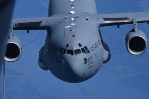 planesawesome - A C-17 “Globemaster" trails a KC-135...