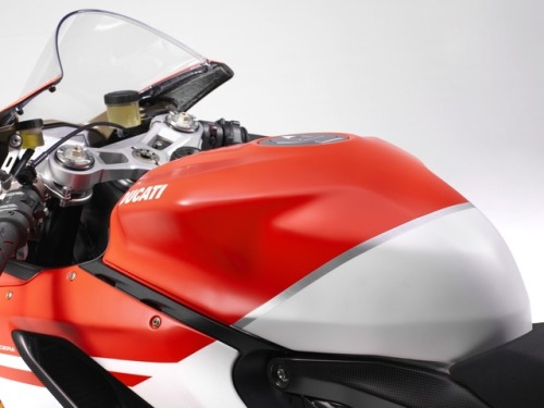 fullthrottleauto:Ducati 1299 Superleggera ‘2017
