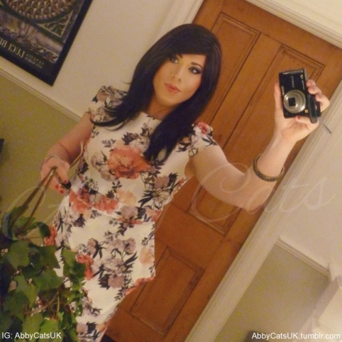 abbycatsuk - Dressed for Summer - AbbyCatsUKAnother old, and...