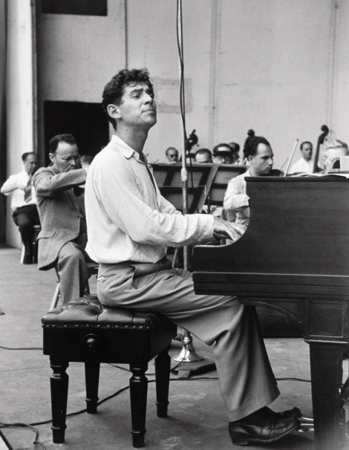 semioticapocalypse - Ruth Orkin. Leonard Bernstein...