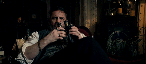 whysoserious:peaky blinders moments that looks like fake subs...