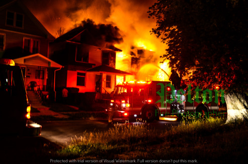 Detroit fire going to work