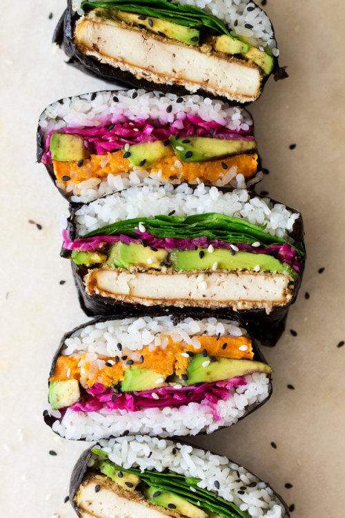 yummyinmytumbly:onigirazu (sushi sandwich)