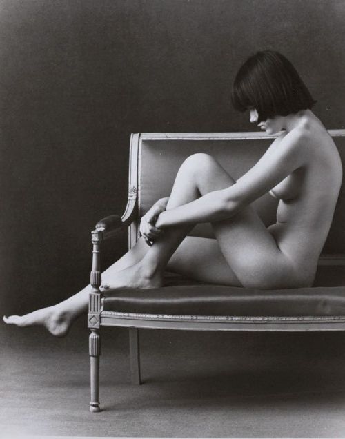 fragrantblossoms -  Raoul Bussy, Seated Nude, 1980 ca.