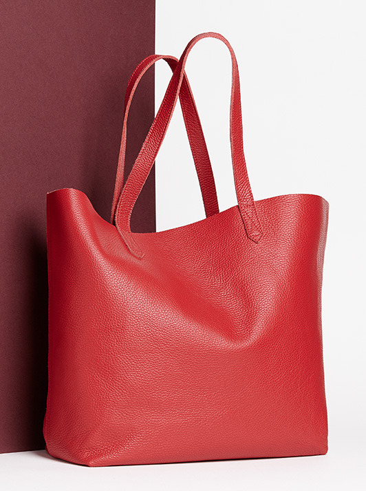 CUYANA — The hue for fall: rich shades of red. See our Fall...