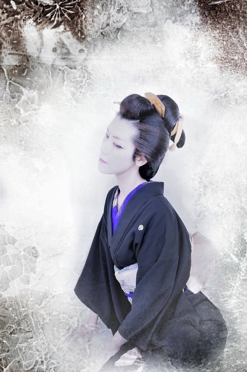 tanuki-kimono - Soft vs sleek, great photoshoot seen on...