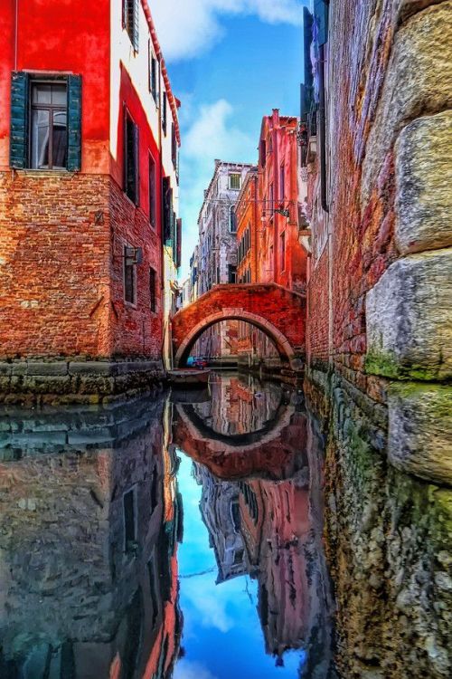 kathifee-world - crescentmoon606 - Venice by Andrea Conti on...
