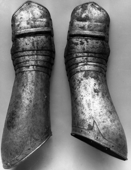 met-armsarmor - Pair of Elbow Gauntlets, Arms and ArmorGift of...