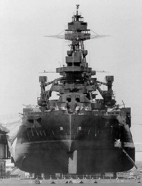 warhistoryonline - USS Texas (BB-35) The Last Battle she fought...