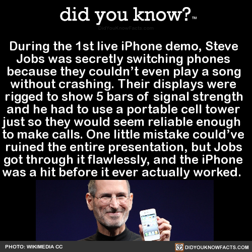 during-the-1st-live-iphone-demo-steve-jobs-was