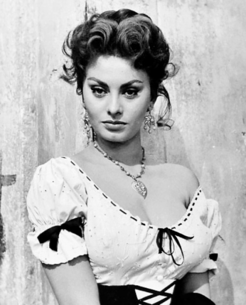 wehadfacesthen - Sophia Loren, 1955“I have my own peculiar...