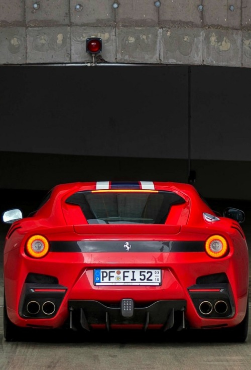 dreamer-garage - Ferrari F12 TDF (via)