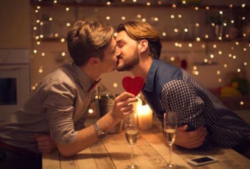 weheartgayboys2:Featured gay blog:...
