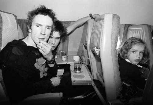 phenomia - thegoldenyearz - Johnny Rotten and Sid Vicious of the...