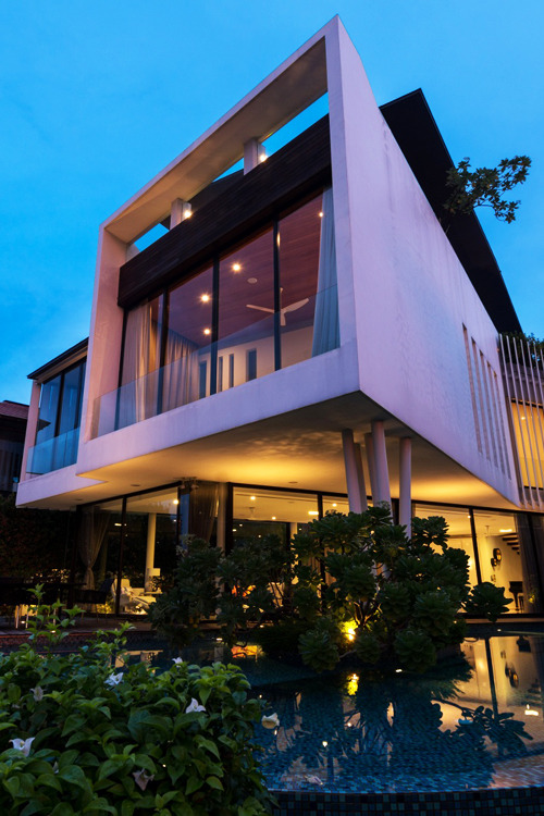 dotfuz - Villa in Singapore | 69Marius