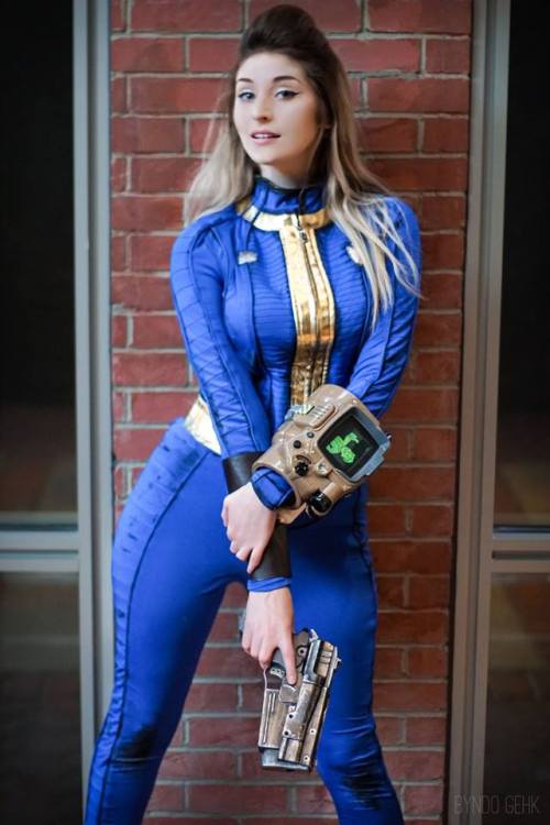 steam-and-pleasure - Vault Dweller from Fallout 4Cosplayer - Byndo...