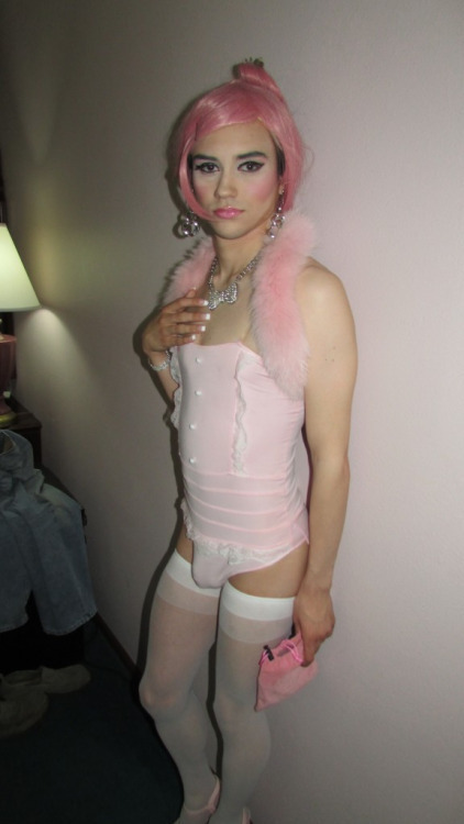 subsissygayboy - Awesome Sissy Blog!I love it when I find pix...