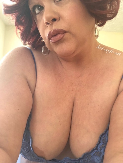 hot-wife-atl - sassysexymilf - In blue today for LM and had a...