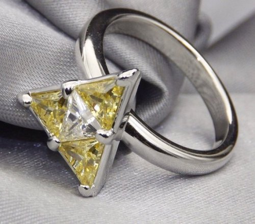retrogamingblog - Legend of Zelda Engagement Rings made by...