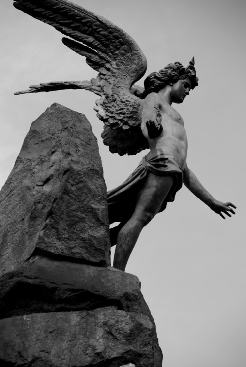 whoreofabaddon - Lucifero l’angelo di Torino