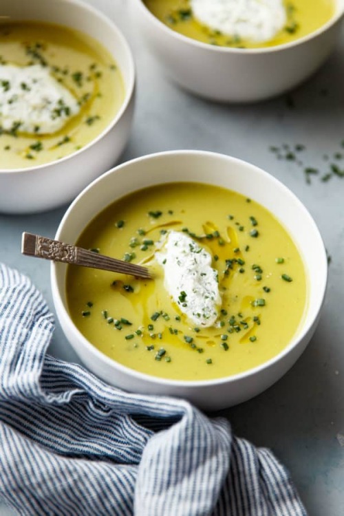 foodfuck - asparagus potato soup with chive cream
