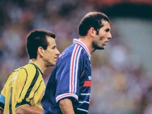 greatsofthegame - Zinedine Zidane 1998Man Of The Match Zinedine...