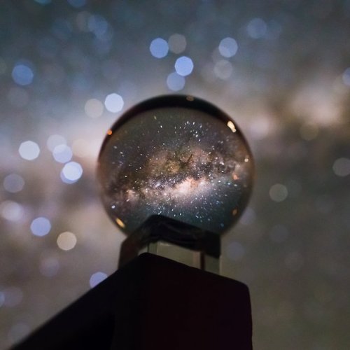 photos-of-space - The Galaxy through glass [2048x2048]