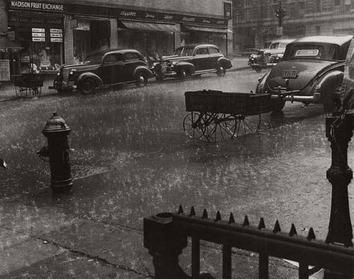 frenchcurious - John Albok. (1894–1982) Jour de pluie, New York,...