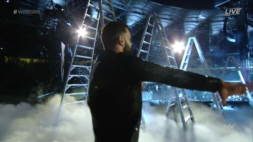geekoftv - What an iconic entrance
