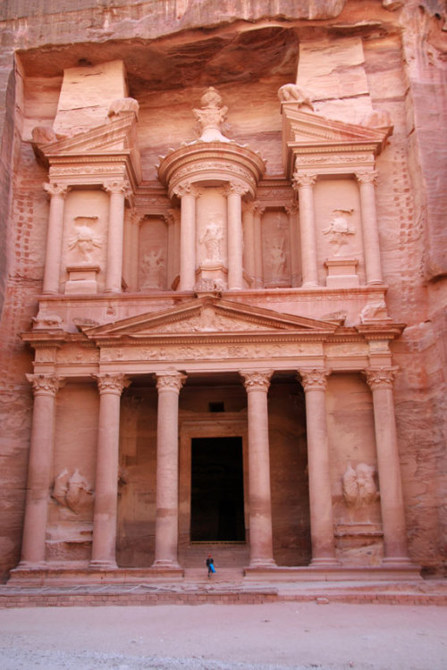 breathtakingdestinations:Petra - Jordan (by Katchooo) Super