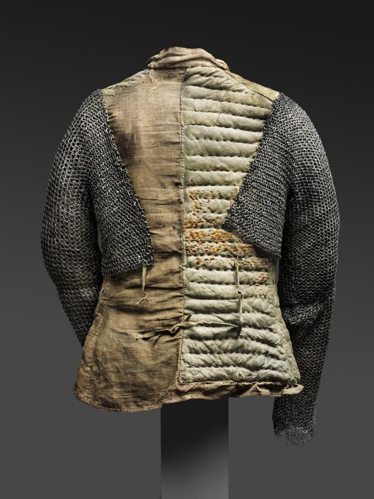 Как одевались воены в 16-м веке скромненько, скажем