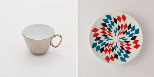 asylum-art - Mirror Teacups Reflect Colorful Patterns From The...