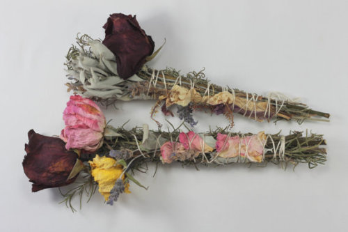 littlealienproducts -  herbal floral ceremonial smudge wand