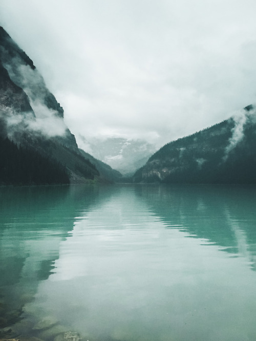 adm-kng:Lake Louise, Alberta | instagram | prints