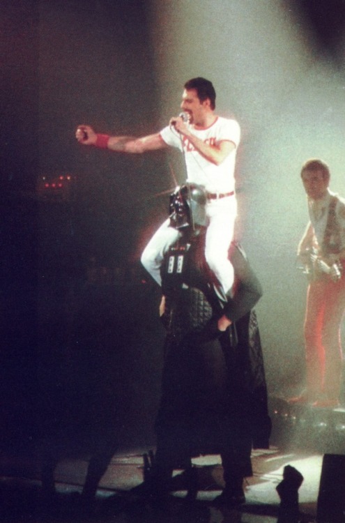 historium - Freddie Mercury riding Darth Vader - August 1980