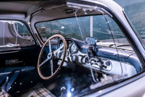 frenchcurious - Mercedes-Benz 300 SLR 1955 “Uhlenhaut-Coupé” -...