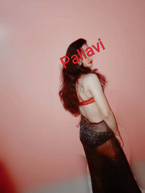 pallavvee - My new black gown ,Thanks to each single friends...
