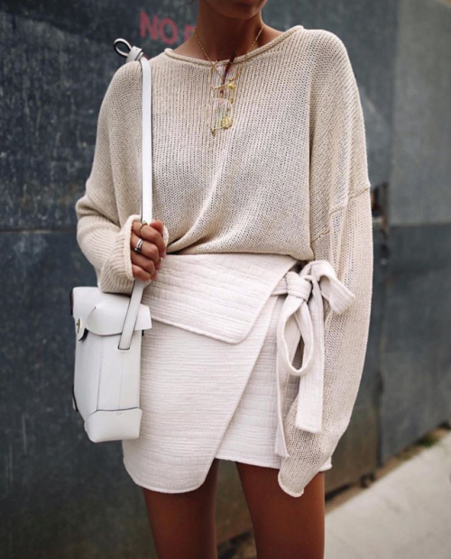 classy-lovely:Sweater»Skirt»